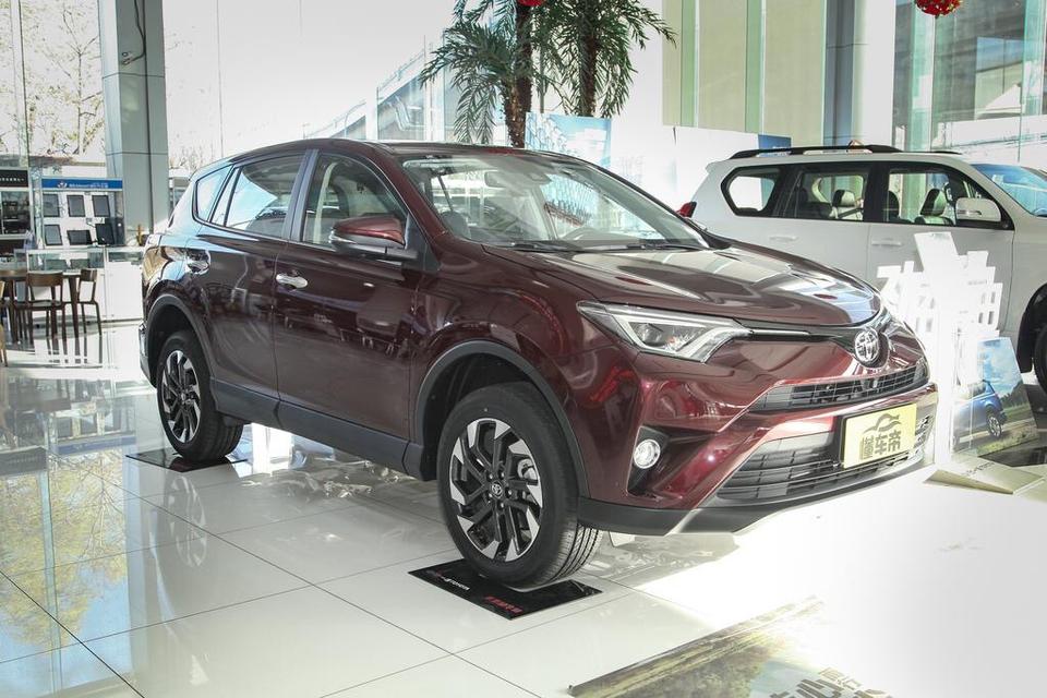 rav4荣放-据说最近有2019款先锋版新车上市，不知道配置是不是多了？它的性价比怎么样？知道的大佬说一下呗，想入手一辆。