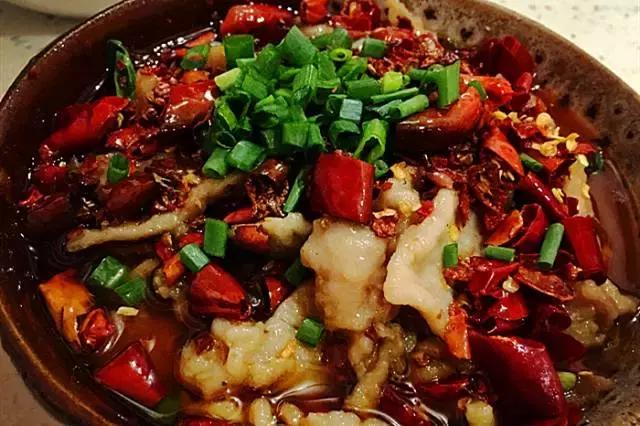 在重庆，吃完这68样美食我们就结婚吧！