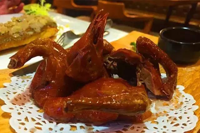 在重庆，吃完这68样美食我们就结婚吧！