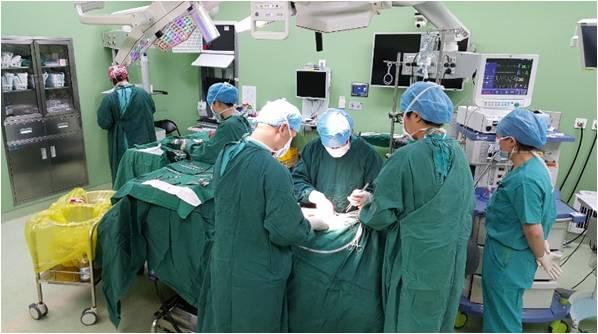医生日记：我在中日医院普通外科二部鲁瑶医疗小组的一天