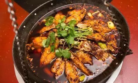 重庆｜坐上公交车，跟我吃遍山城9大美食！