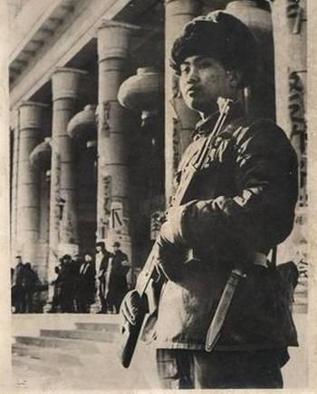 求解：黄延秋一夜飞九城？是真的在梦游吗？