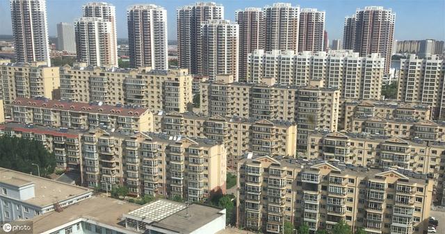 中国住房已够34亿人居住，人均居住面积超30平，10年后谁去接盘？