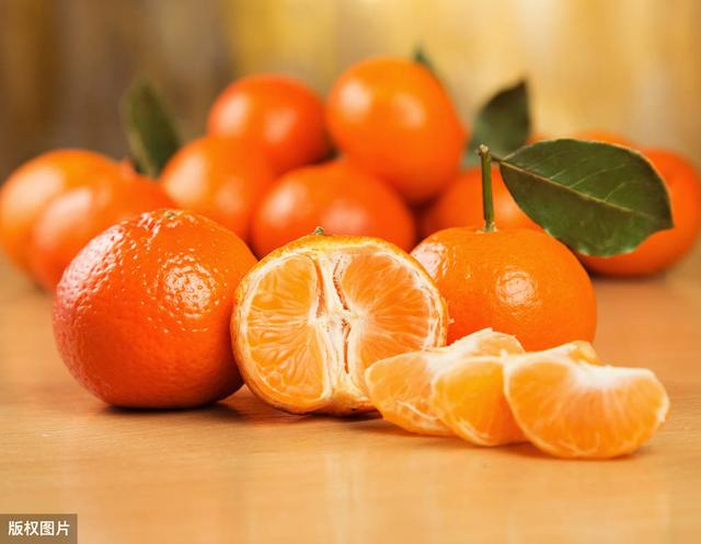 辟谣｜吃完橘子1小时内，吃这3种食物会害命？