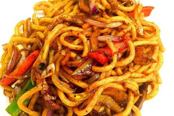 環(huán)境一般還要排隊(duì)？武漢這些“破店”橫行多年，竟然今天才曝光