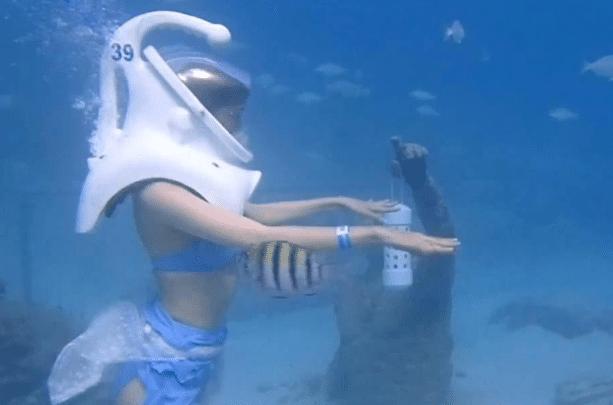 45岁林志玲多有bug？看了她的\"水下大片\&qu