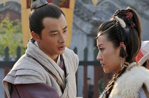 9年前，传被苗圃甩，迎娶唐嫣，揭罗晋黑白头像“藏”着的秘密