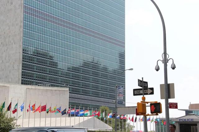 美国惹上大麻烦了，真正难题已经出现，“头号