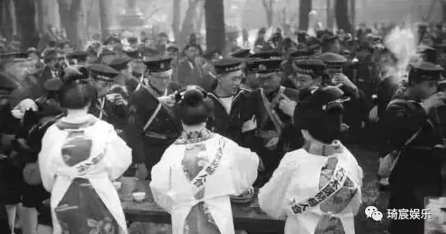 二战时期的日本女人到底有多坏？看后才知道原