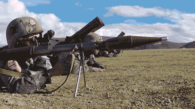 RPG-7火箭筒是怎么由反坦克武器演变成反直升机利