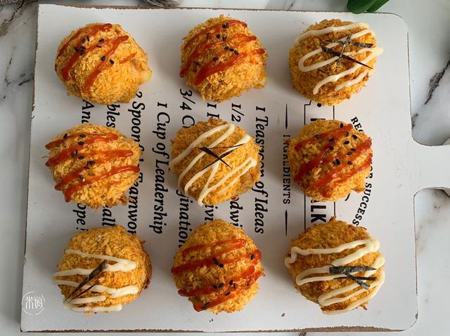 土豆别炒着吃，换种新花样，外酥里嫩咬一口满嘴酥，比吃炸鸡过瘾