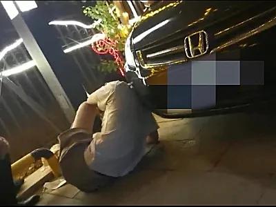 仝卓自曝被抱头打，口吻却站在工作室角度，自导自演忘切换账号？