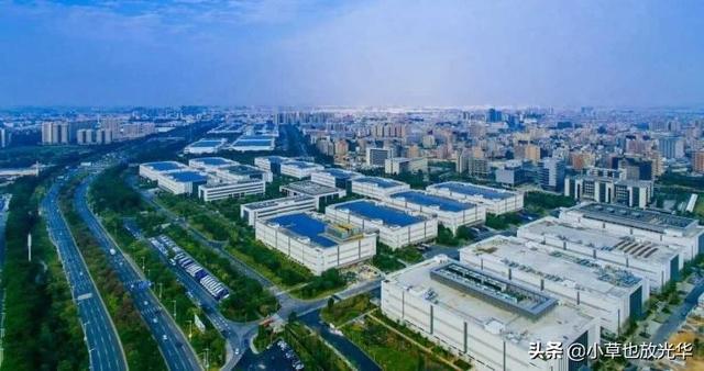 我国为什么购买不到高端光刻机？ASML总裁：中国