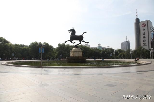 山西省11个城市的最大城市广场