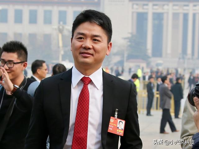 曾经白手起家的刘强东，现在遗憾落幕，网友感