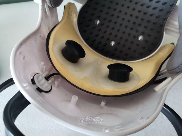 售价昂贵！详细拆解头部按摩器，带你一探内部功能与构造！