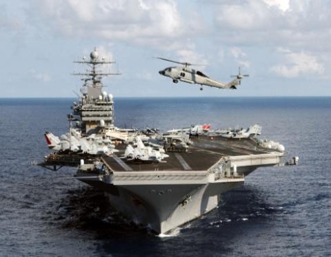 国内确诊人数超过144万人，美军6艘航母却正常出