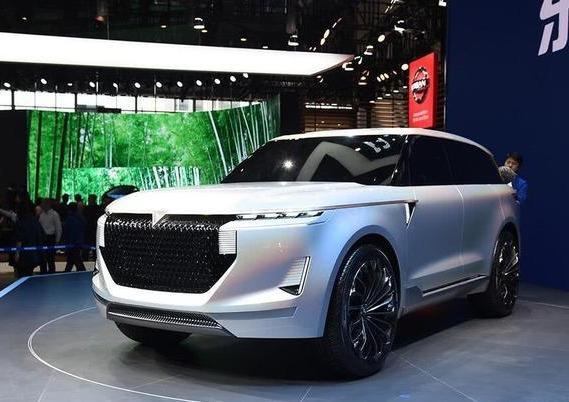 东风全新SUV曝光，外形像路虎，7座＋四驱卖16万