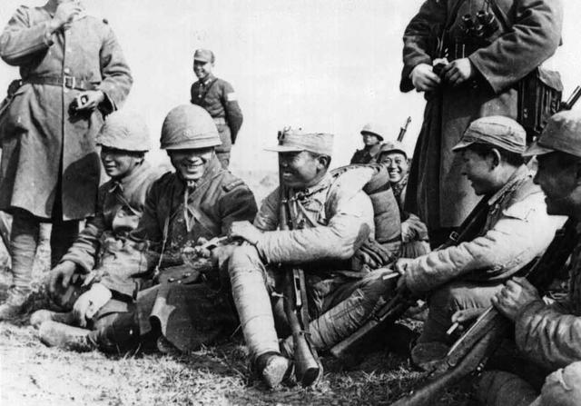 敌后游击队（少见的抗战图集）