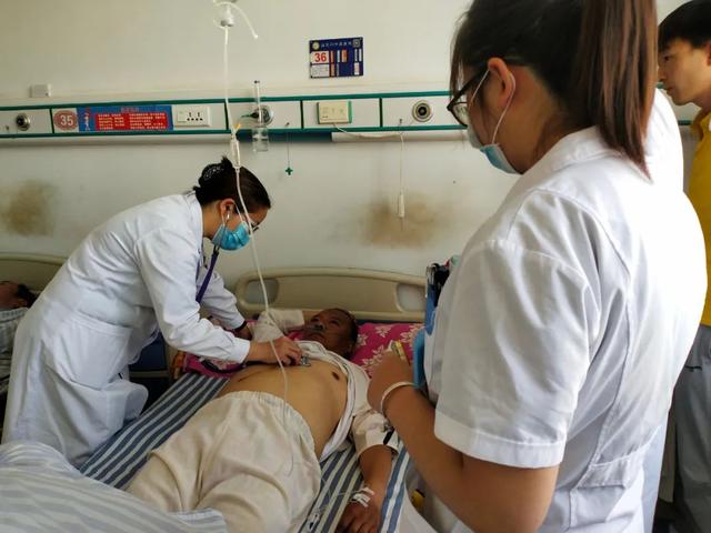 中医药健康扶贫国家中医医疗队工作纪实