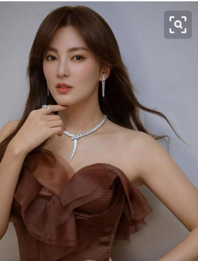 张雨绮不反击是不想捧红你，呵呵，这态度，我