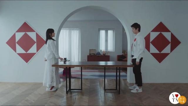 杨洋杨紫七夕限定广告片！杨紫衣服太丑，不妨碍偶像片氛围