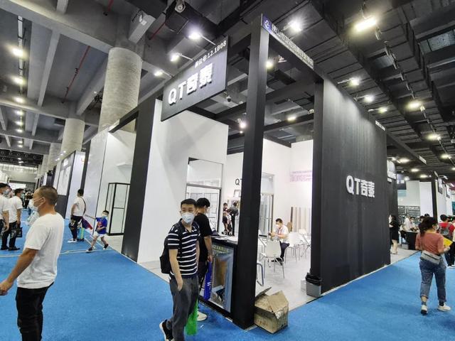 2020中国建博会（广州）12.1卫浴品牌馆如约启动，现场人流如织