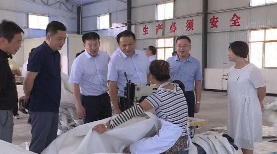 湖北武穴恒龙塑业：“扶贫车间”带动乡亲们在家门口脱贫探秘
