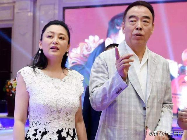 年轻时的陈红也是女神，旧照撞脸郑爽，难怪会嫁给大导演陈凯歌