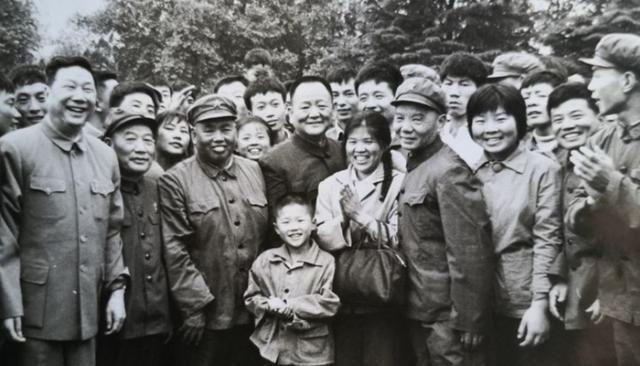 此人是唯一一个在长征时被抬着走的普通士兵，