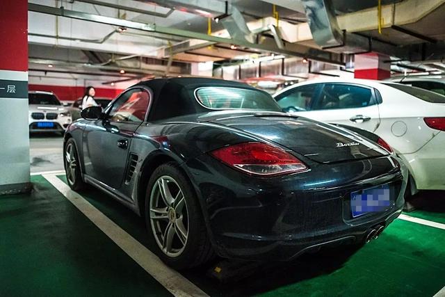 武汉豪车最多的7家停车场大曝光！贫穷限制了你