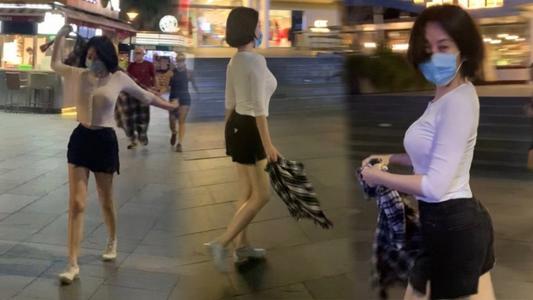 51岁的许晴：情史如此丰富，为何至今仍单身？网友表示：不敢娶