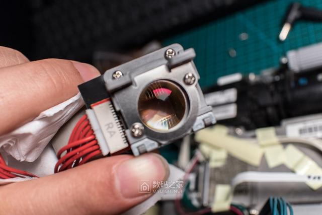 卡西欧CASIO激光+LED短焦投影仪UP50WN拆解，维修偏