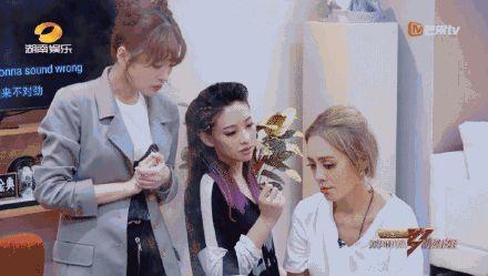 经纪人跟阿朵说的四句话指出她当前困境，姐姐