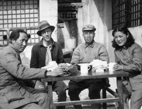 出现在延安最靓丽的两大美女，其一婚姻美满，