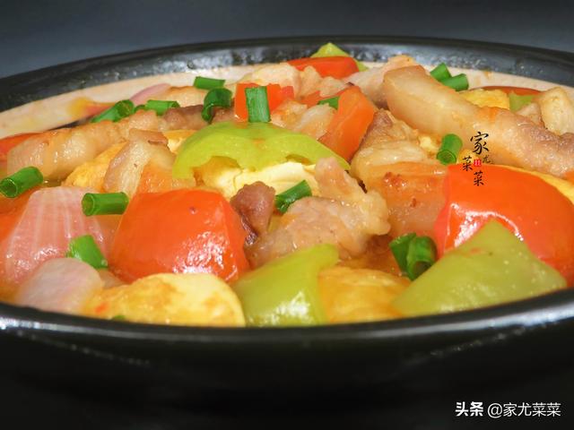 五花肉和豆腐最好吃的做法，家人连吃几碗米饭，你拿红烧肉我不换