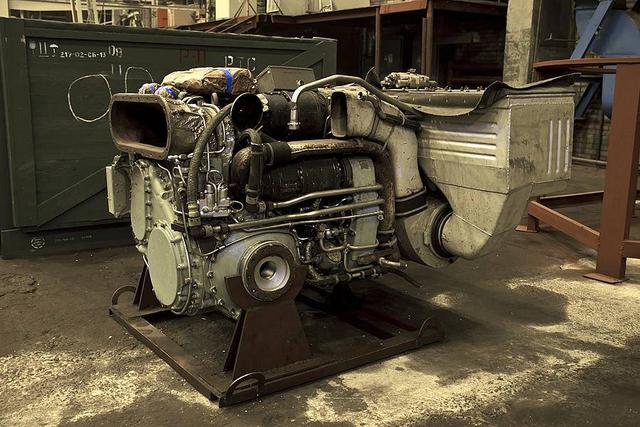 火力、防御、机动性全面升级，比T14靠谱—浅析