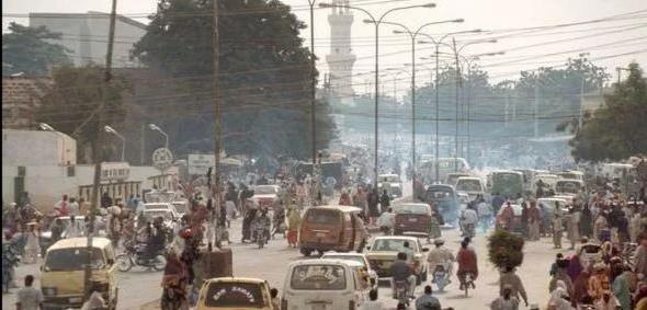 非洲版农夫与蛇？尼日利亚为何一边致谢中国，