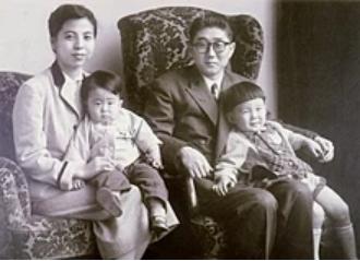 日本家族门阀有多强大?看安倍晋三家族成长史