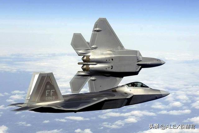 又少一架：美军“绝版”F-22隐身战斗机坠毁，仅差12英里就到基地