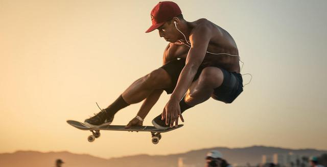 想要魔鬼的步伐？滑板鞋摩擦