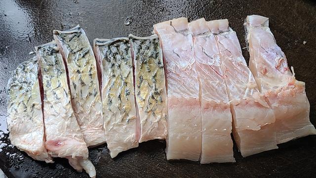 鱼肉这样做味道更香，做法简单又营养，我家经常吃的一道家常菜