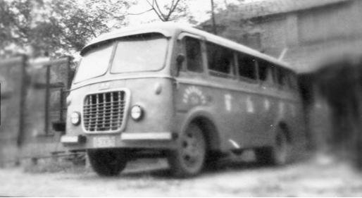 包括河南第一辆长途客车 宇通50余年来生产的经典车型 你能认全吗
