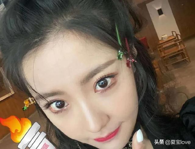 王艺瑾14岁上节目照传出，看清身材，才知啥叫减肥拯救一张脸