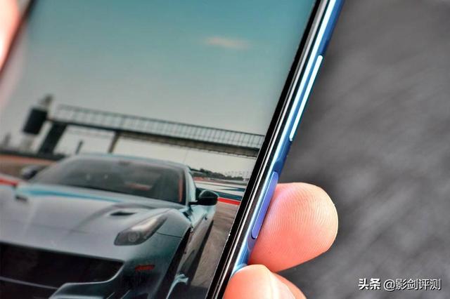 发烧友眼中的性价比水桶旗舰机：HIFI音质+长续航