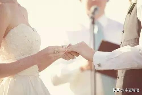 兒媳陪嫁百萬房，婆婆要加兒名：婆家不尊重，因老公沒和你一條心