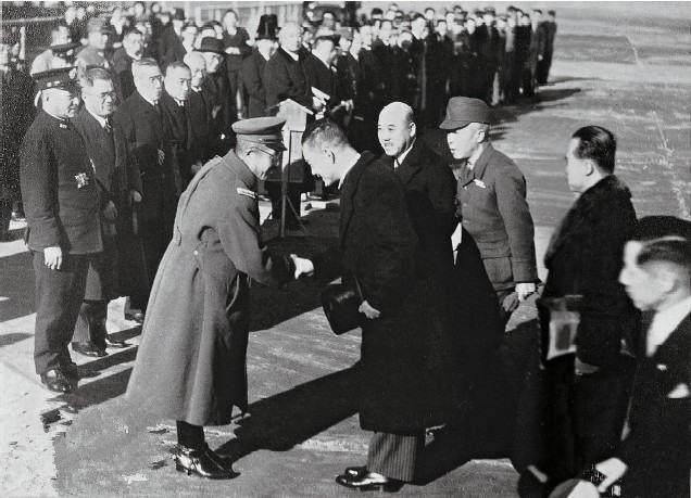 日本特务，为何要暗中支持孙中山？袁世凯为何如此信任这个日本人