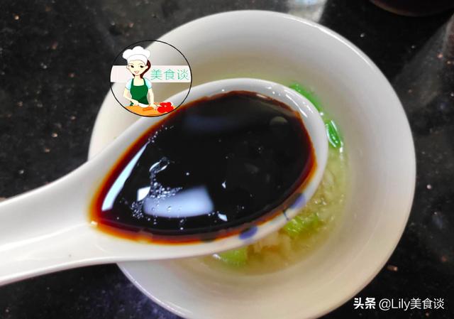 三伏天，豆腐跟它是绝配，拌一拌，鲜美到流口水，好吃停不下筷子