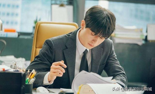 当直播成为一种职业，会&quot;播&quot;出什么？