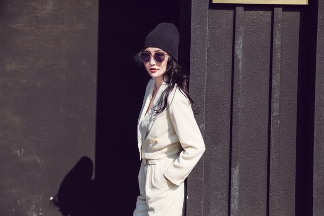 牛萌萌8岁开始出演，素有“小张曼玉”之称，